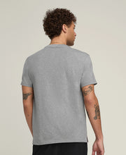 Wilson Men Logo T-Shirt Grey Crew Neck Sports Tshirt