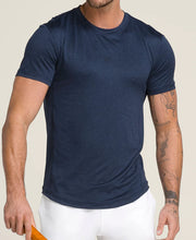 Wilson Men Everyday Performance  T-Shirt