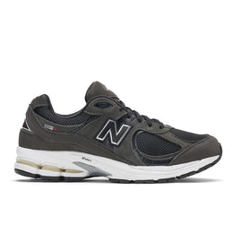 New Balance Men's ML2002RB Raven Sneakers