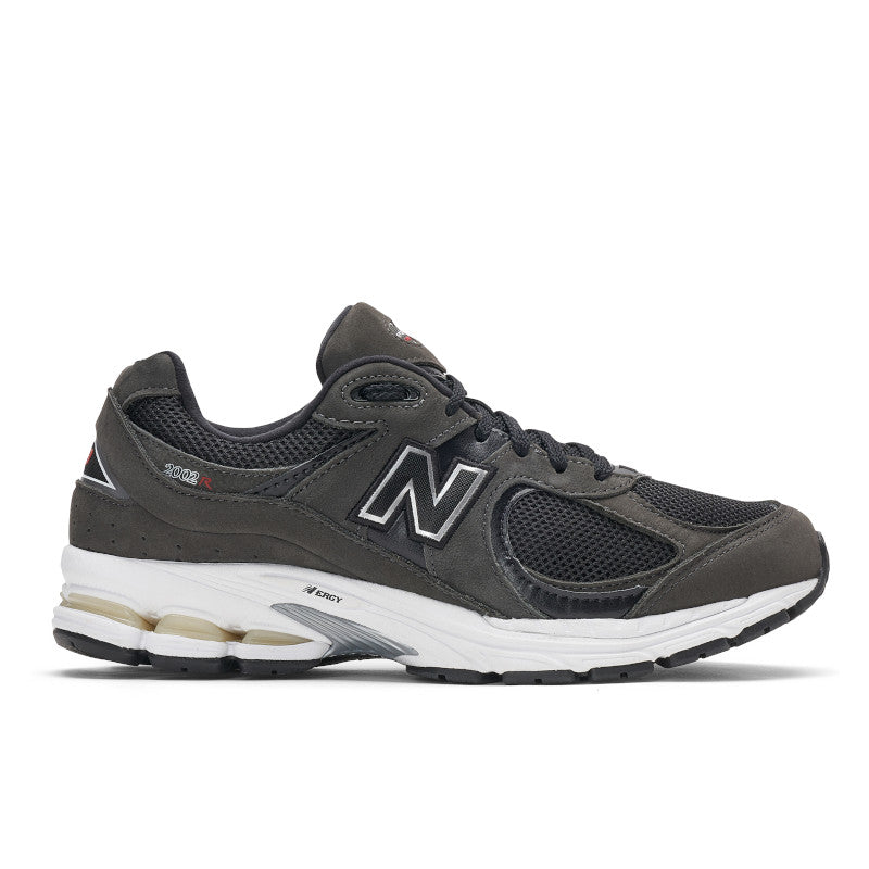 New Balance Men's ML2002RB Raven Sneakers
